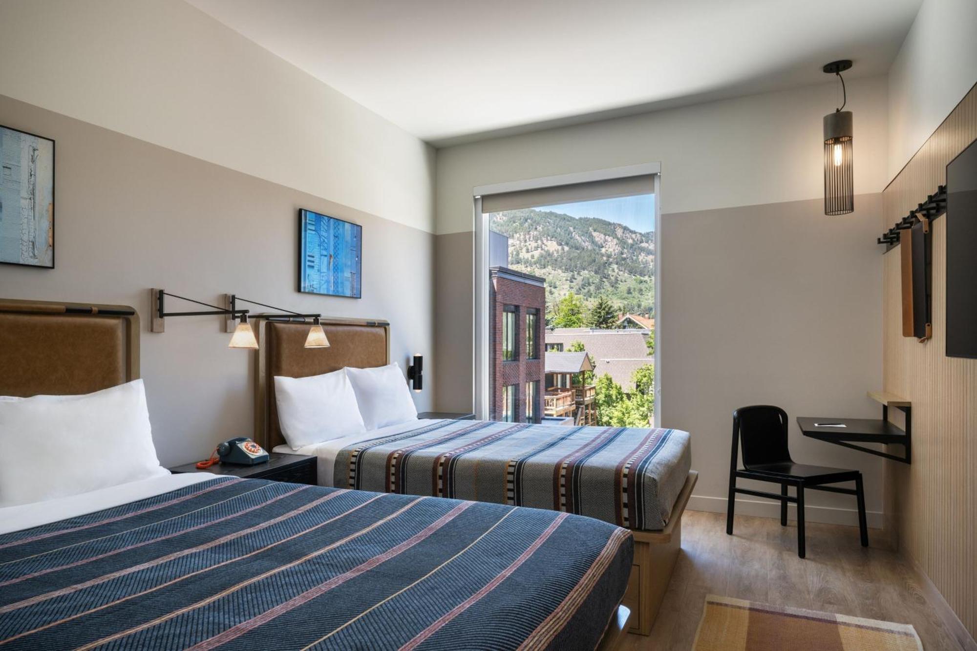 Moxy Boulder Hotel Buitenkant foto
